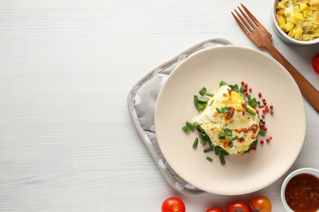 Тарелка с домашним блюдом